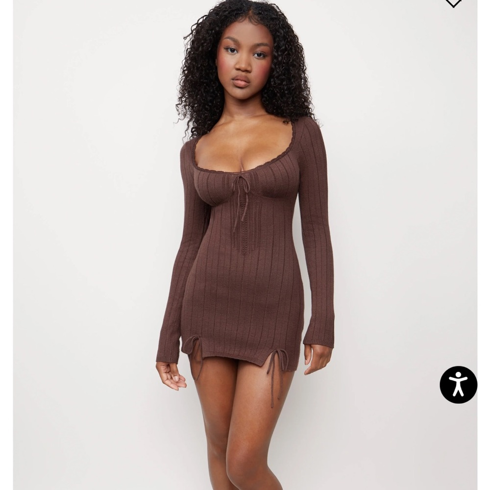 DAINTY LONG SLEEVE KNIT DRESS